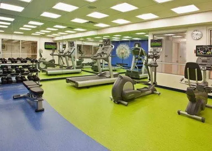 Hotel Springhill Southside Works 3*