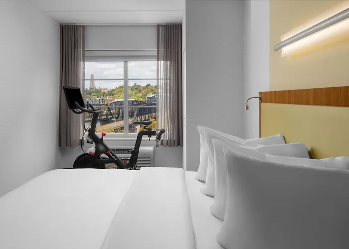 Springhill Southside Works 3* Pittsburgh