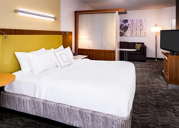Springhill Southside Works Hotel
