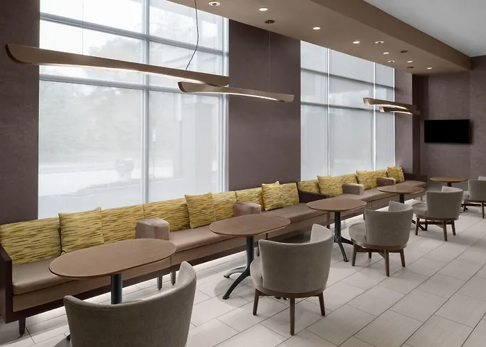 Springhill Southside Works Hotel 3*