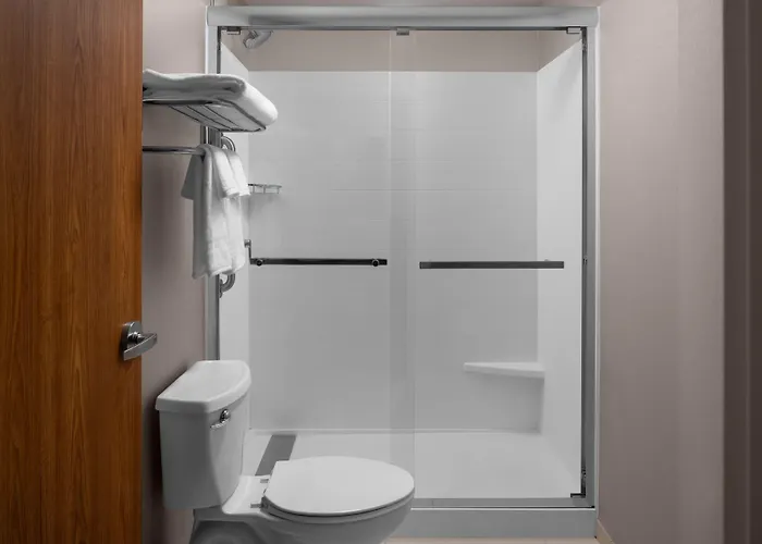 Springhill Southside Works Hotel 3*